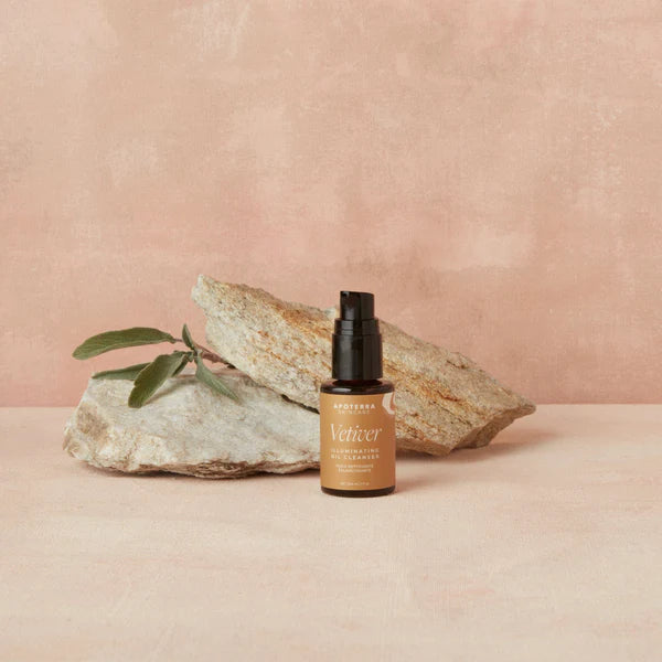 Vetiver Illuminating Oil Cleanser by Apoterra