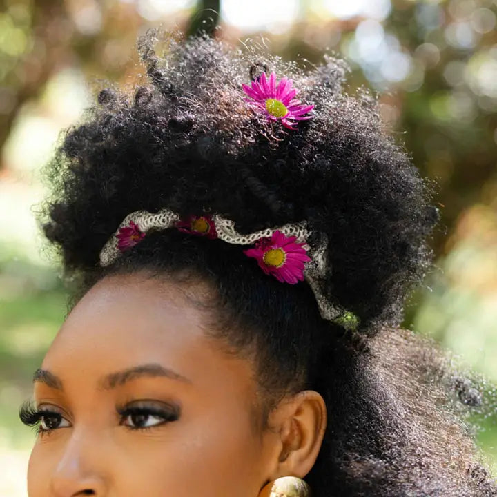 Plastic-Free Honeycomb Scrunchie by Kooshoo